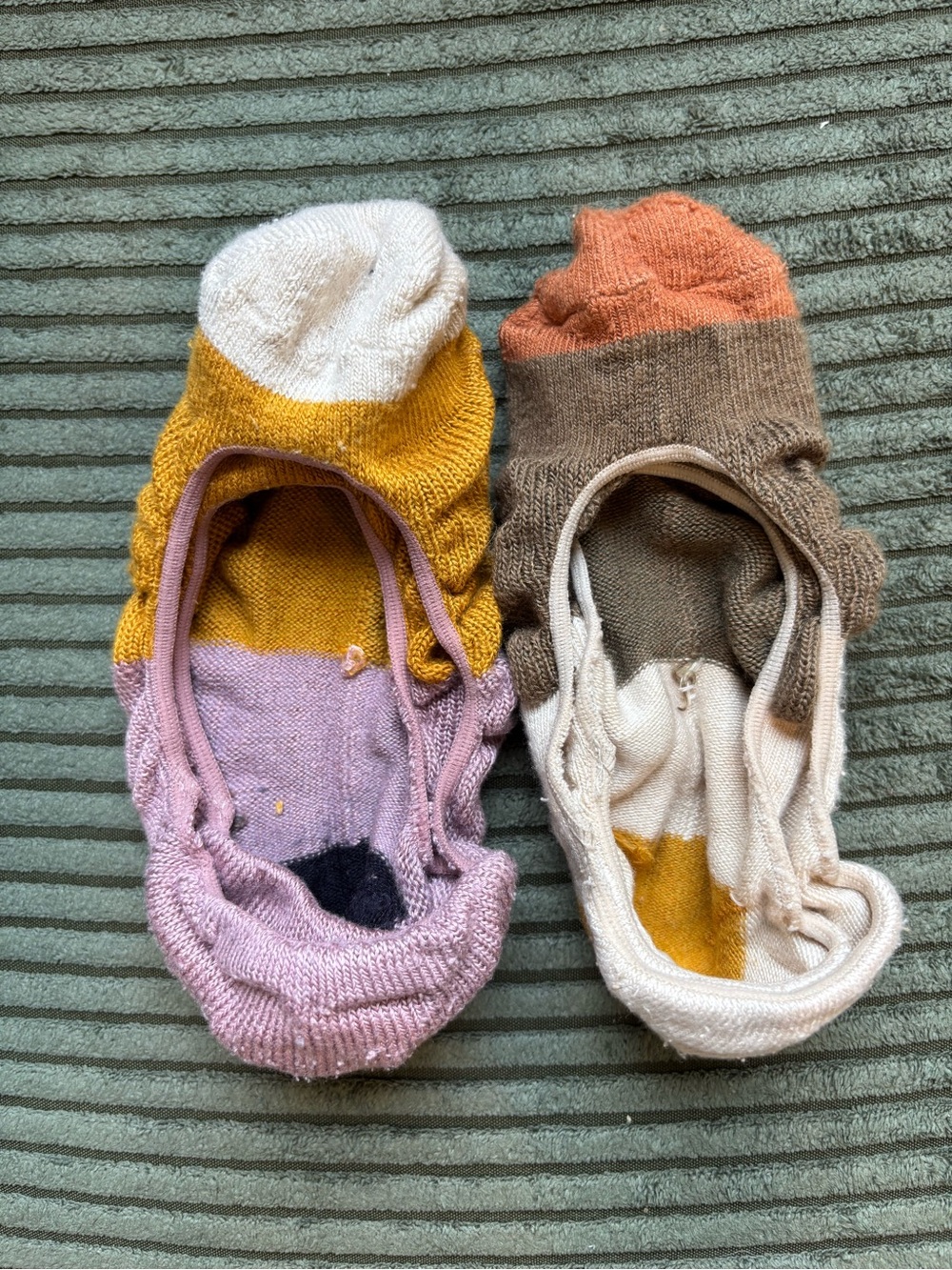 Women’s Colorblock No-Show Socks – Pink, Orange, Brown